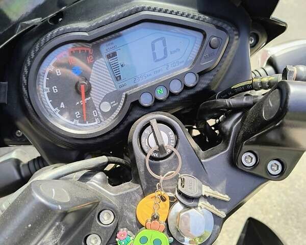 Черный Баджадж Пульсар, объемом двигателя 0.18 л и пробегом 3 тыс. км за 1929 $, фото 2 на Automoto.ua
