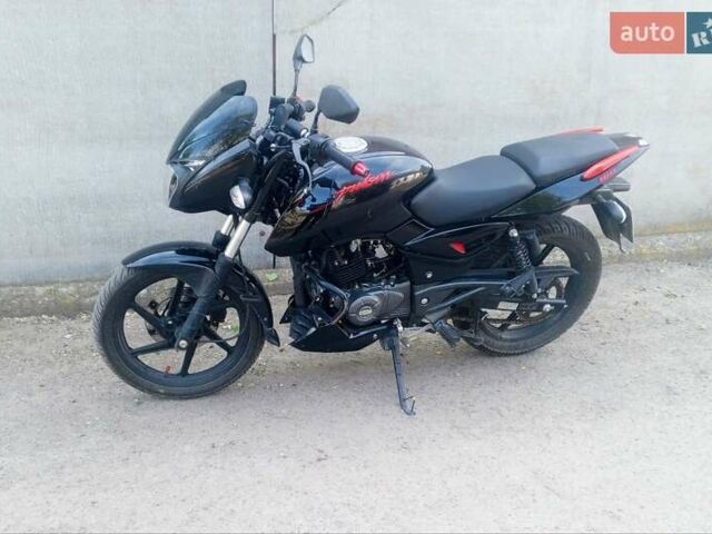 Черный Баджадж Пульсар, объемом двигателя 0.18 л и пробегом 11 тыс. км за 1450 $, фото 1 на Automoto.ua