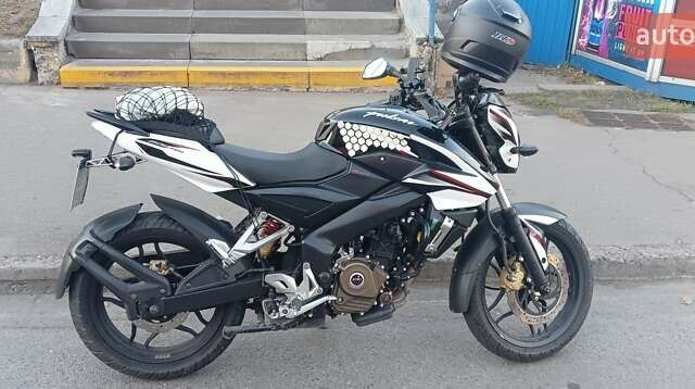 Баджадж Пульсар, объемом двигателя 0.2 л и пробегом 15 тыс. км за 1600 $, фото 1 на Automoto.ua
