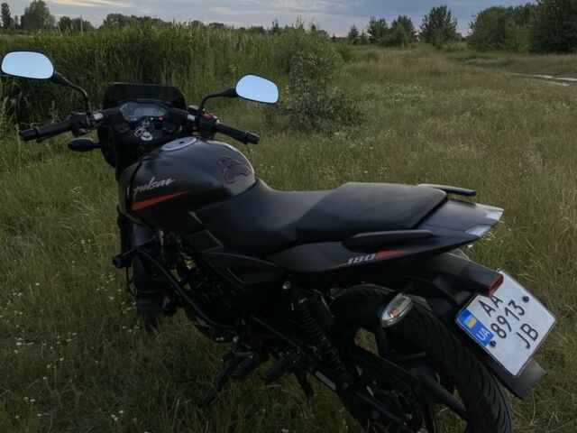 Баджадж Пульсар, объемом двигателя 0.18 л и пробегом 0 тыс. км за 1186 $, фото 8 на Automoto.ua