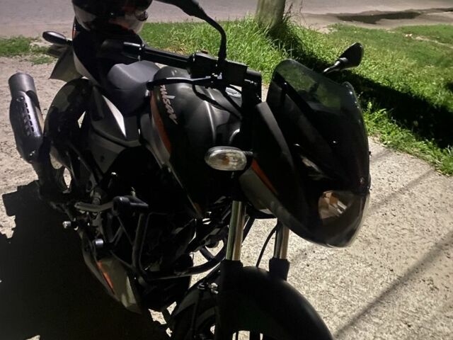 Баджадж Пульсар, объемом двигателя 0.18 л и пробегом 0 тыс. км за 1186 $, фото 4 на Automoto.ua