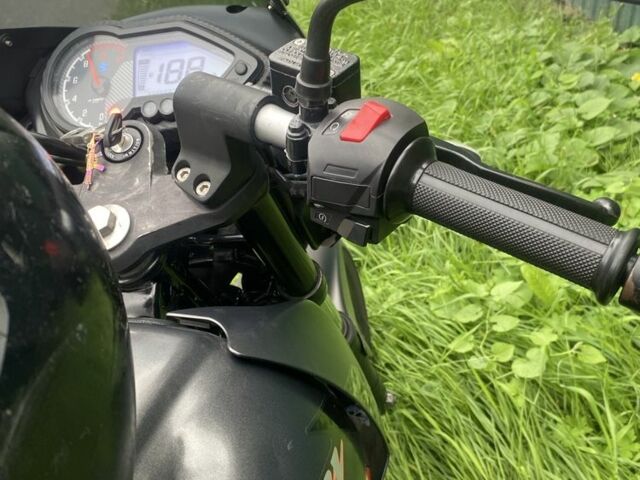 Баджадж Пульсар, объемом двигателя 0.18 л и пробегом 0 тыс. км за 1186 $, фото 5 на Automoto.ua