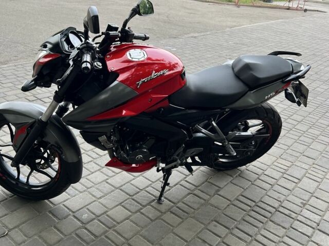 Баджадж Пульсар, об'ємом двигуна 0.2 л та пробігом 0 тис. км за 1031 $, фото 3 на Automoto.ua