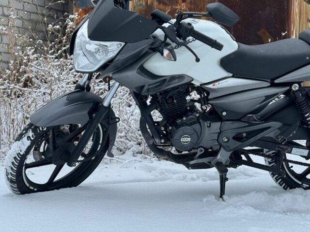 Баджадж Пульсар, объемом двигателя 0.13 л и пробегом 0 тыс. км за 1100 $, фото 1 на Automoto.ua