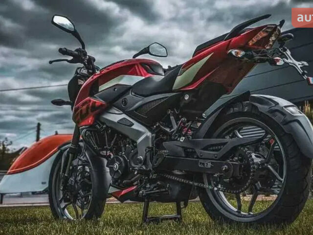 Баджадж Пульсар, объемом двигателя 0.2 л и пробегом 0 тыс. км за 3100 $, фото 4 на Automoto.ua