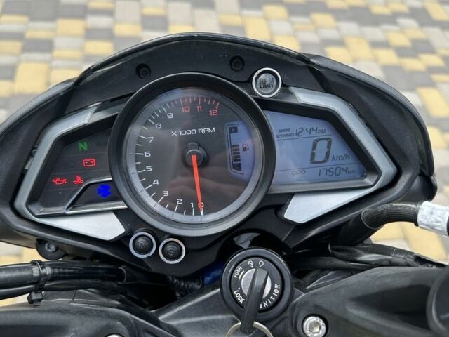 Баджадж Пульсар, объемом двигателя 0.2 л и пробегом 0 тыс. км за 2500 $, фото 6 на Automoto.ua