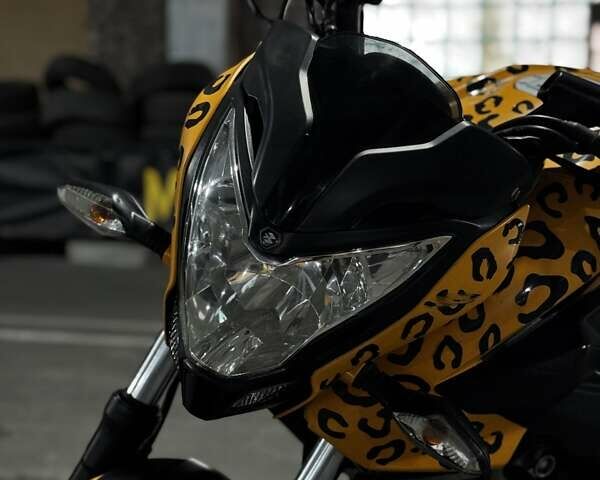 Желтый Баджадж Пульсар, объемом двигателя 0.2 л и пробегом 33 тыс. км за 1500 $, фото 8 на Automoto.ua