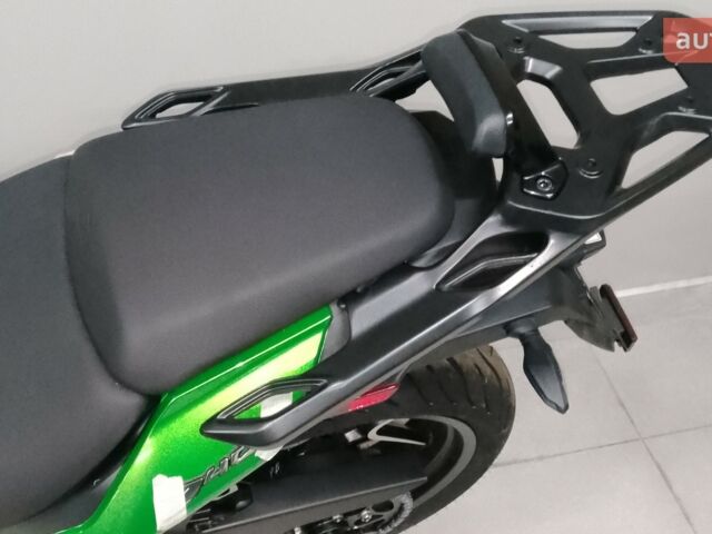 купить новое авто Баджадж Dominar 2024 года от официального дилера MotoHub Баджадж фото