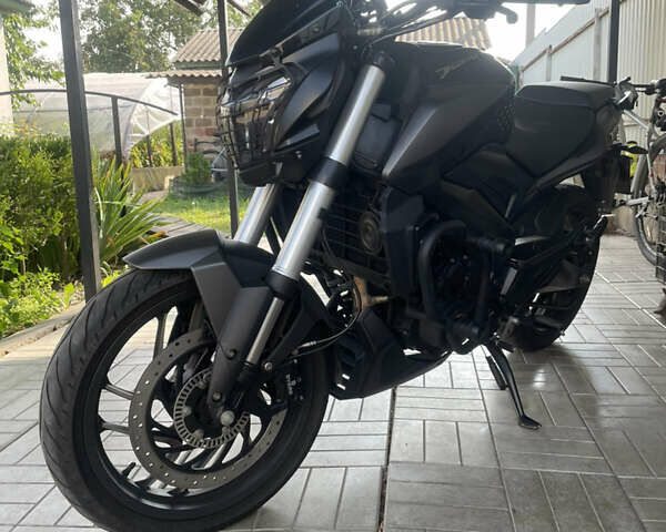 Чорний Баджадж Dominar 400, об'ємом двигуна 0.4 л та пробігом 20 тис. км за 3600 $, фото 1 на Automoto.ua