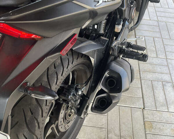 Чорний Баджадж Dominar 400, об'ємом двигуна 0.4 л та пробігом 20 тис. км за 3600 $, фото 6 на Automoto.ua