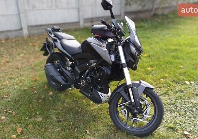Черный Баджадж Dominar 400, объемом двигателя 0.4 л и пробегом 21 тыс. км за 3900 $, фото 3 на Automoto.ua
