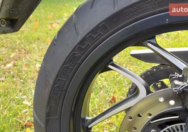 Черный Баджадж Dominar 400, объемом двигателя 0.4 л и пробегом 21 тыс. км за 3900 $, фото 5 на Automoto.ua