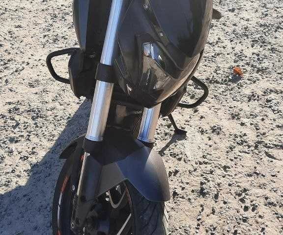 Баджадж Dominar 400, объемом двигателя 0.4 л и пробегом 0 тыс. км за 3000 $, фото 2 на Automoto.ua