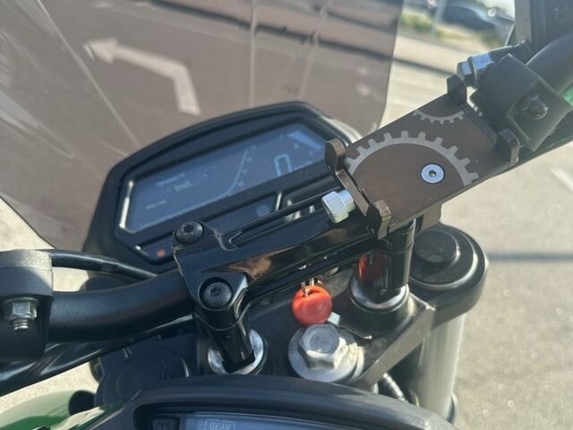 Баджадж Dominar 400, объемом двигателя 0.4 л и пробегом 0 тыс. км за 3776 $, фото 4 на Automoto.ua