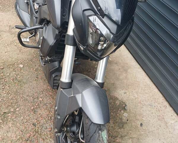 Баджадж Dominar 400, объемом двигателя 0.4 л и пробегом 5 тыс. км за 5250 $, фото 4 на Automoto.ua