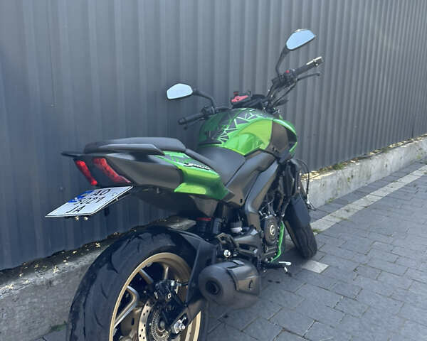 Баджадж Dominar 400 2018 в Ужгороде на Automoto.ua Зеленый Баджадж Dominar 400, объемом двигателя 0.4 л и пробегом 15 тыс. км за 3100 $, фото 3 на Automoto.ua