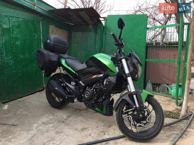 Зелений Баджадж Dominar 400, об'ємом двигуна 0.4 л та пробігом 2 тис. км за 3600 $, фото 1 на Automoto.ua