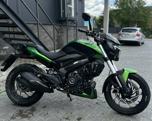 Зеленый Баджадж Dominar 400, объемом двигателя 0 л и пробегом 15 тыс. км за 3600 $, фото 1 на Automoto.ua