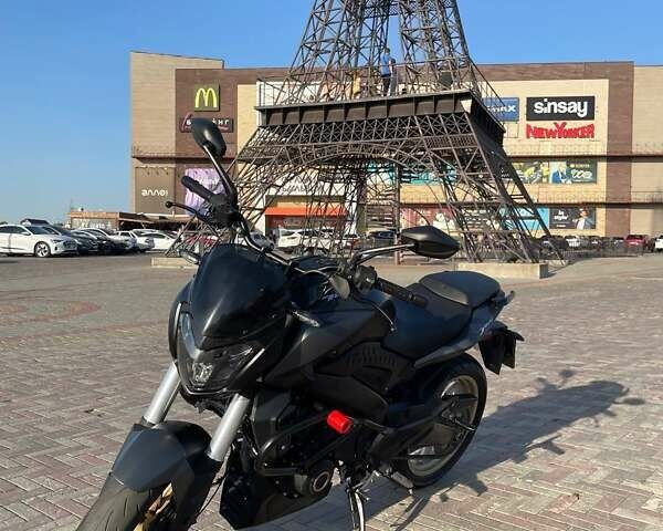 Черный Баджадж Dominar D400, объемом двигателя 0.37 л и пробегом 46 тыс. км за 2600 $, фото 1 на Automoto.ua