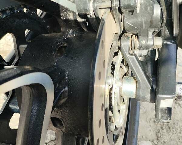 Черный Баджадж Dominar D400, объемом двигателя 0.37 л и пробегом 14 тыс. км за 3600 $, фото 5 на Automoto.ua