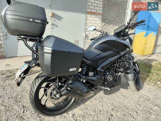 Черный Баджадж Dominar D400, объемом двигателя 0.37 л и пробегом 14 тыс. км за 3600 $, фото 6 на Automoto.ua