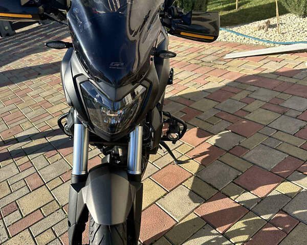 Чорний Баджадж Dominar D400, об'ємом двигуна 0.37 л та пробігом 6 тис. км за 3600 $, фото 5 на Automoto.ua