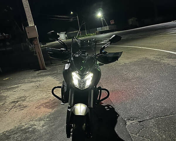 Черный Баджадж Dominar D400, объемом двигателя 0.37 л и пробегом 7 тыс. км за 3900 $, фото 1 на Automoto.ua