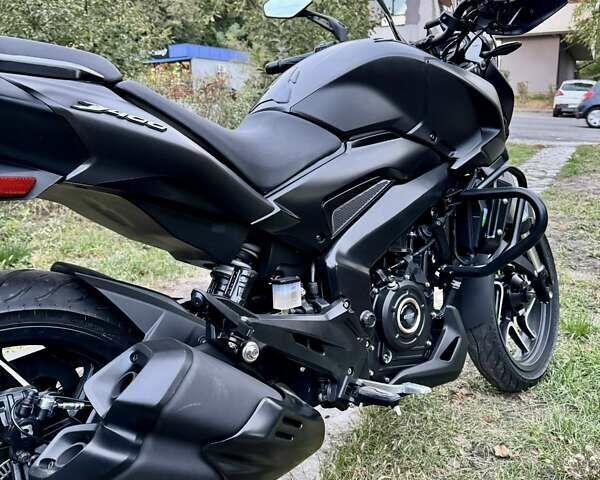 Черный Баджадж Dominar D400, объемом двигателя 0.37 л и пробегом 1 тыс. км за 4200 $, фото 4 на Automoto.ua