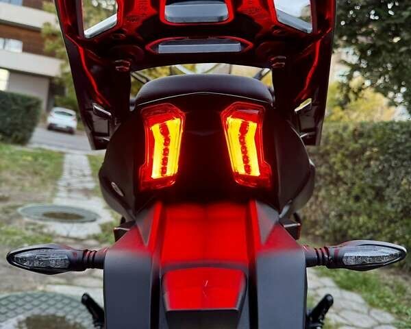 Черный Баджадж Dominar D400, объемом двигателя 0.37 л и пробегом 1 тыс. км за 4200 $, фото 18 на Automoto.ua