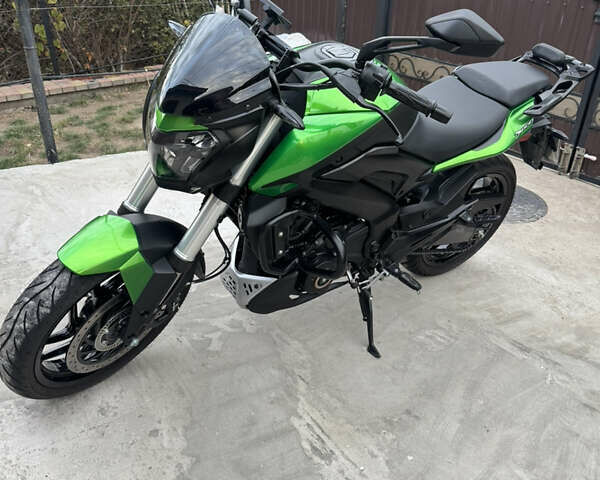 Баджадж Dominar D400 2023 в Запорожье на Automoto.ua Баджадж Dominar D400, объемом двигателя 0.4 л и пробегом 2 тыс. км за 4000 $, фото 1 на Automoto.ua