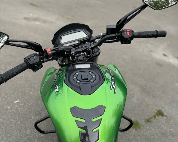 Зеленый Баджадж Dominar D400, объемом двигателя 0.37 л и пробегом 47 тыс. км за 3000 $, фото 5 на Automoto.ua