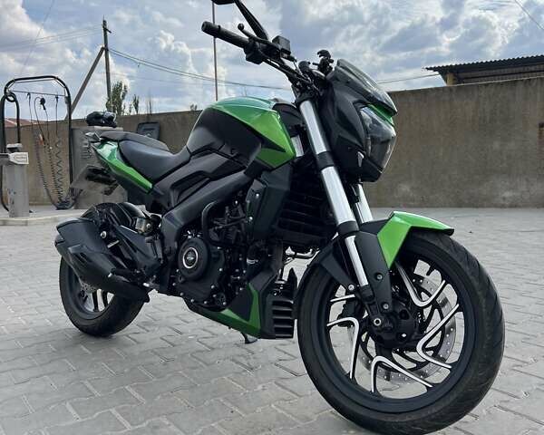 Зеленый Баджадж Dominar D400, объемом двигателя 0.37 л и пробегом 8 тыс. км за 3900 $, фото 2 на Automoto.ua