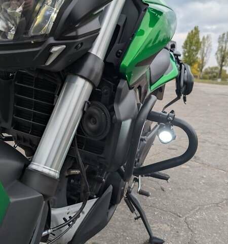 Зеленый Баджадж Dominar D400, объемом двигателя 0.37 л и пробегом 11 тыс. км за 4000 $, фото 2 на Automoto.ua