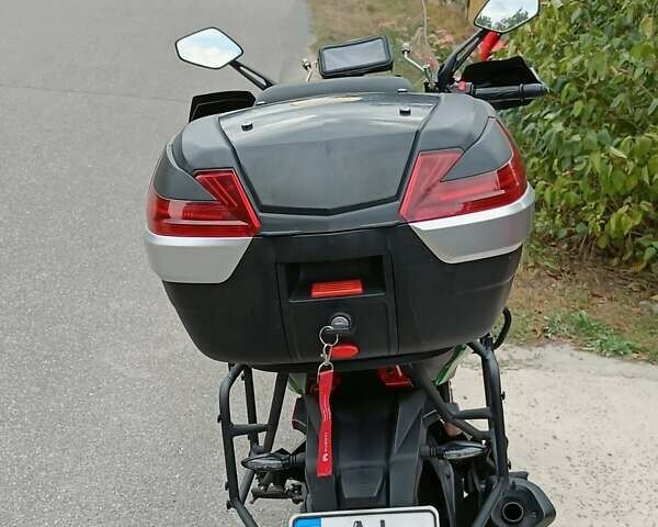 Зеленый Баджадж Dominar D400, объемом двигателя 0.37 л и пробегом 26 тыс. км за 3300 $, фото 12 на Automoto.ua