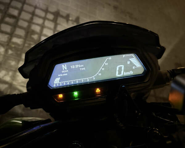 Зеленый Баджадж Dominar D400, объемом двигателя 0.37 л и пробегом 10 тыс. км за 3200 $, фото 11 на Automoto.ua