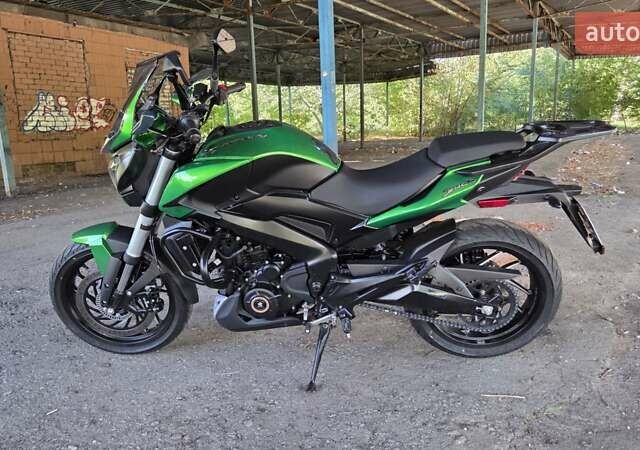 Зеленый Баджадж Dominar D400, объемом двигателя 0.37 л и пробегом 6 тыс. км за 4000 $, фото 4 на Automoto.ua