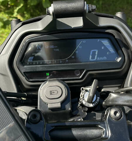 Зелений Баджадж Dominar D400, об'ємом двигуна 0.4 л та пробігом 6 тис. км за 4200 $, фото 13 на Automoto.ua
