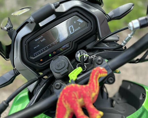 Зелений Баджадж Dominar D400, об'ємом двигуна 0.37 л та пробігом 1 тис. км за 4200 $, фото 9 на Automoto.ua