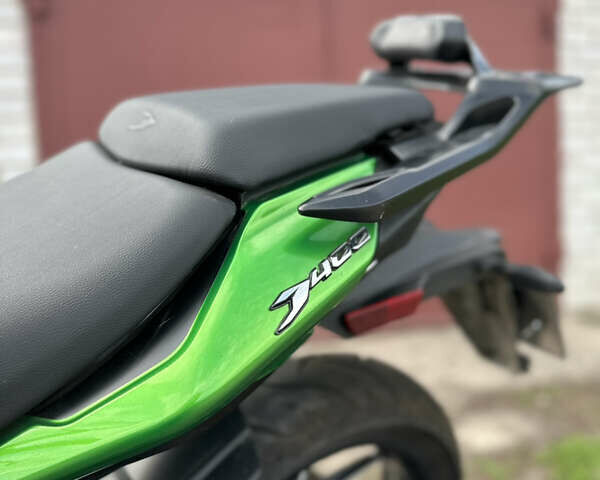 Зелений Баджадж Dominar D400, об'ємом двигуна 0.37 л та пробігом 1 тис. км за 4200 $, фото 2 на Automoto.ua