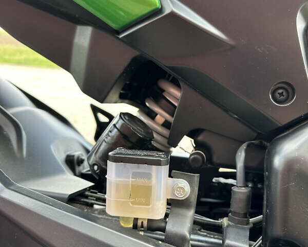 Зелений Баджадж Dominar D400, об'ємом двигуна 0.37 л та пробігом 1 тис. км за 4200 $, фото 6 на Automoto.ua