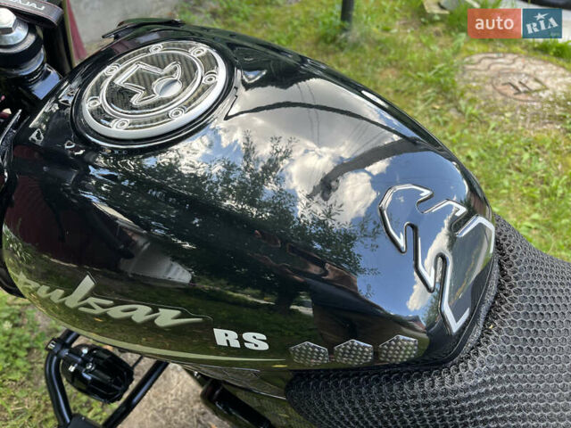 Черный Баджадж Pulsar 180, объемом двигателя 0.18 л и пробегом 10 тыс. км за 1450 $, фото 2 на Automoto.ua