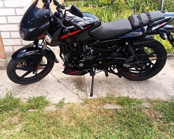 Черный Баджадж Pulsar 180, объемом двигателя 0 л и пробегом 6 тыс. км за 1500 $, фото 3 на Automoto.ua