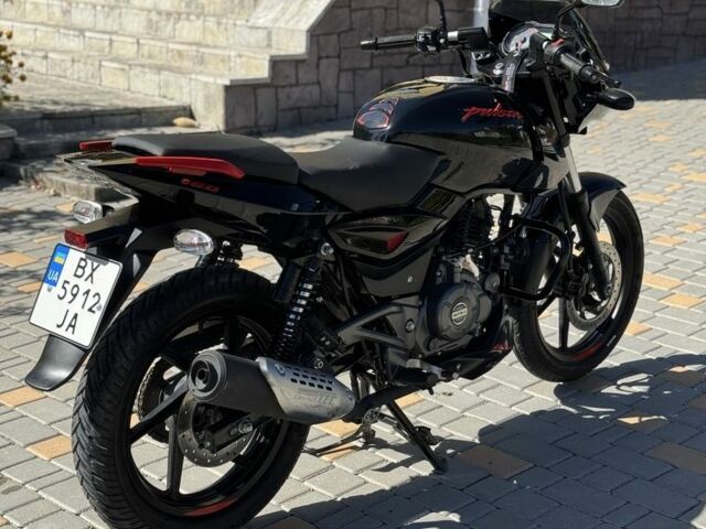 Баджадж Pulsar 180, объемом двигателя 0.18 л и пробегом 0 тыс. км за 1650 $, фото 2 на Automoto.ua