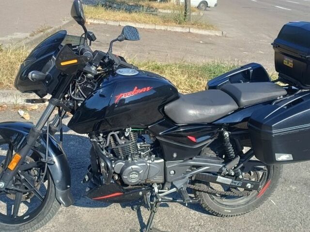 Баджадж Pulsar 180, объемом двигателя 0.18 л и пробегом 0 тыс. км за 1450 $, фото 4 на Automoto.ua