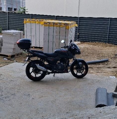 Баджадж Pulsar 180, объемом двигателя 0.18 л и пробегом 0 тыс. км за 1200 $, фото 1 на Automoto.ua