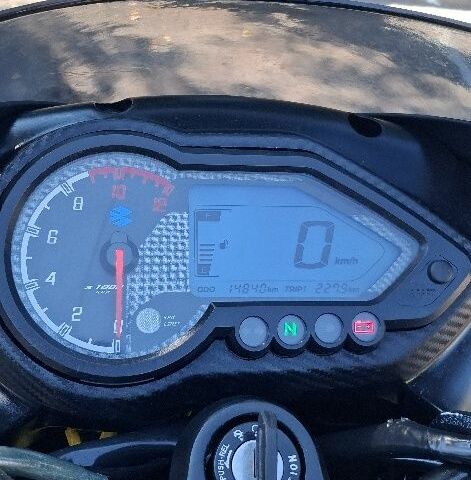 Баджадж Pulsar 180, объемом двигателя 0.18 л и пробегом 0 тыс. км за 1200 $, фото 7 на Automoto.ua