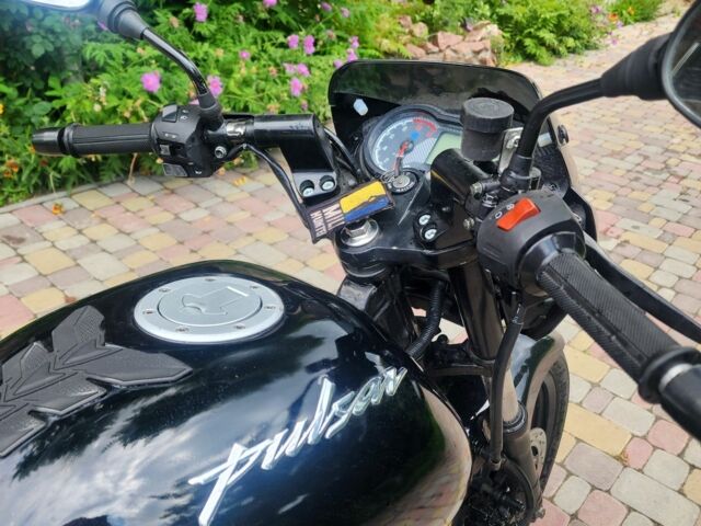 Баджадж Pulsar 180, объемом двигателя 0.18 л и пробегом 0 тыс. км за 1092 $, фото 3 на Automoto.ua