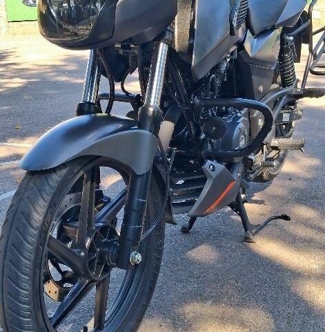 Баджадж Pulsar 180, объемом двигателя 0.18 л и пробегом 0 тыс. км за 1200 $, фото 3 на Automoto.ua