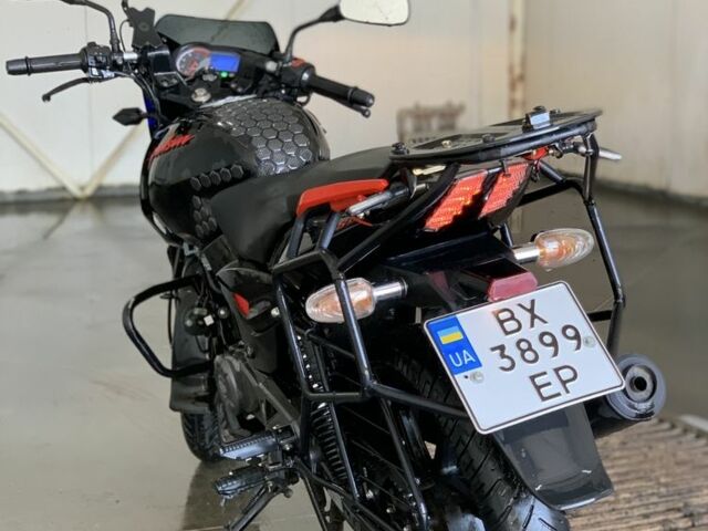 Баджадж Pulsar 180, объемом двигателя 0.18 л и пробегом 0 тыс. км за 1399 $, фото 4 на Automoto.ua