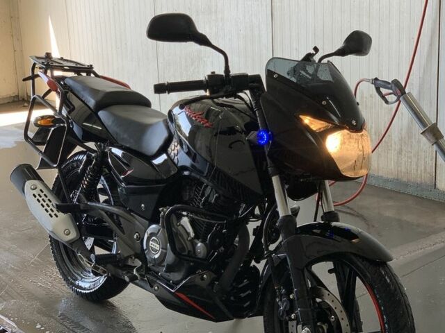 Баджадж Pulsar 180, объемом двигателя 0.18 л и пробегом 0 тыс. км за 1399 $, фото 1 на Automoto.ua